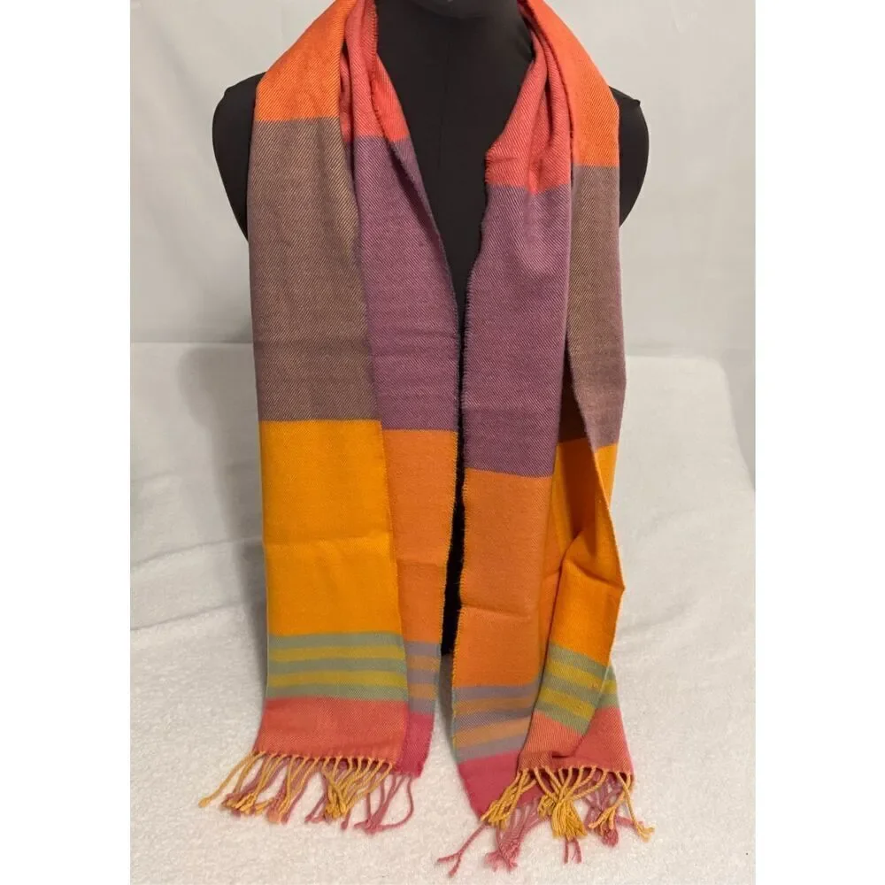 David and Young Cashmere Feel Scarf